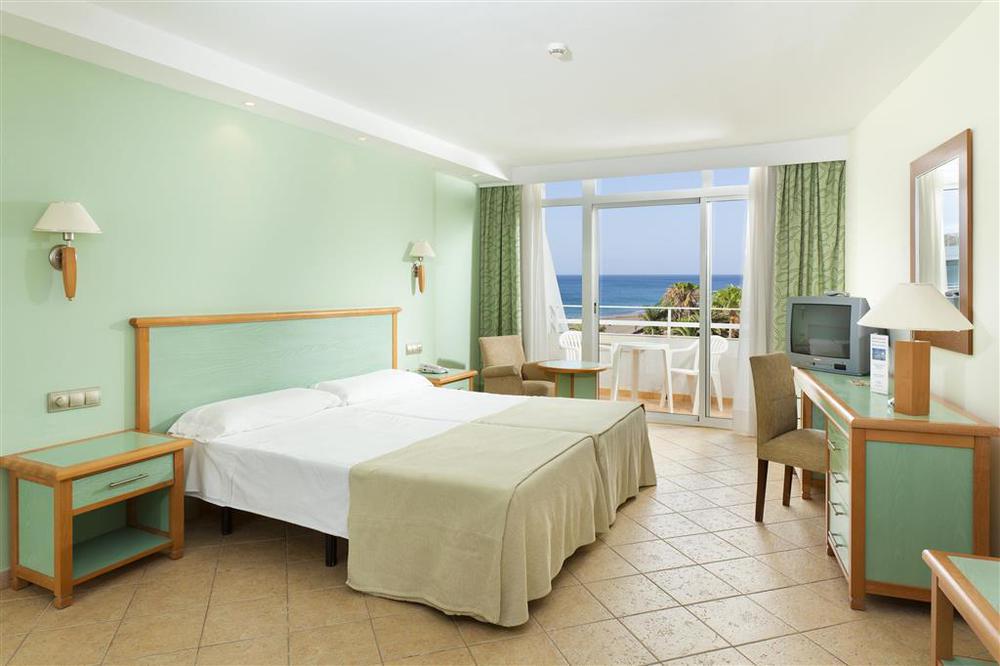 Hotel Sol Lanzarote Puerto del Carmen  Zimmer foto